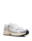 New Balance 530 trainers