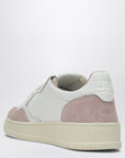 AUTRY Medalist sneakers in white/powder leather and suede