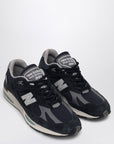 New Balance Made in UK 991v2 Sneakers in Navy Blue