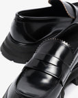 Alexander McQueen Flat shoes Black