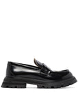 Alexander McQueen Flat shoes Black