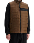 Boss gilet trapuntato verde in poliestere riciclato con zip