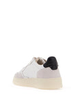 Autry leather medalist low sneakers